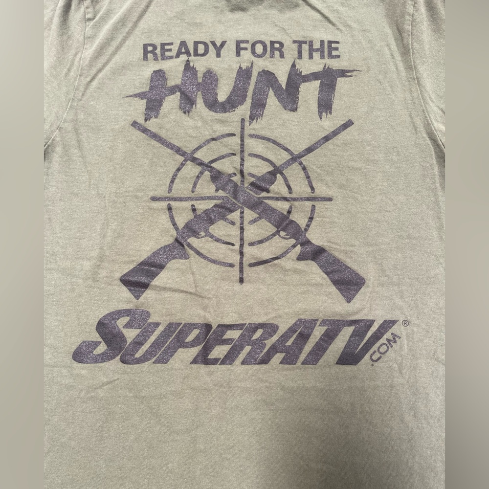 Gildan “Superatv.com” Army Green Shirt - Picture 4 of 4